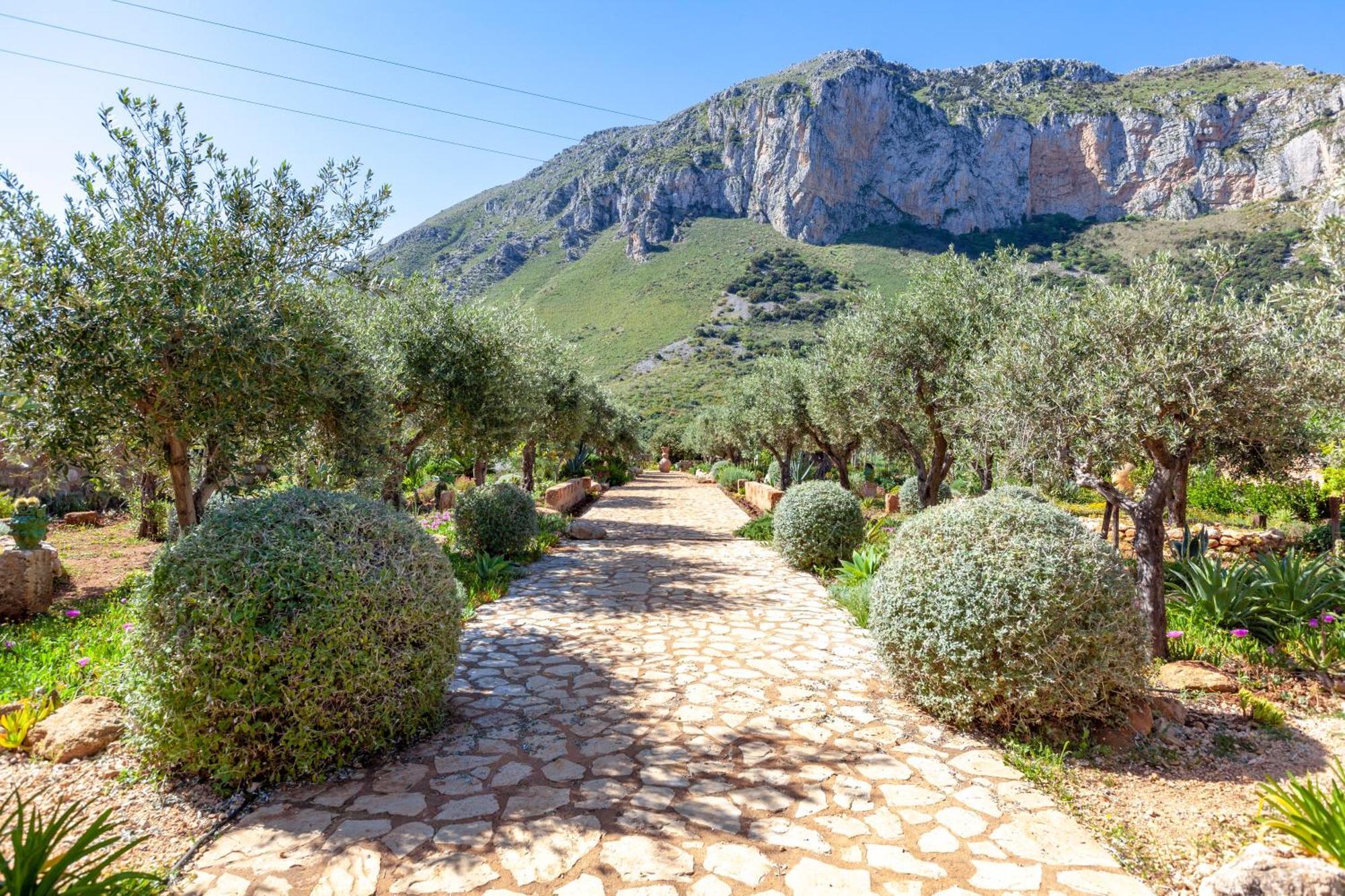 Baglio Giammaccaro Bed & Breakfast Castelluzzo Bagian luar foto